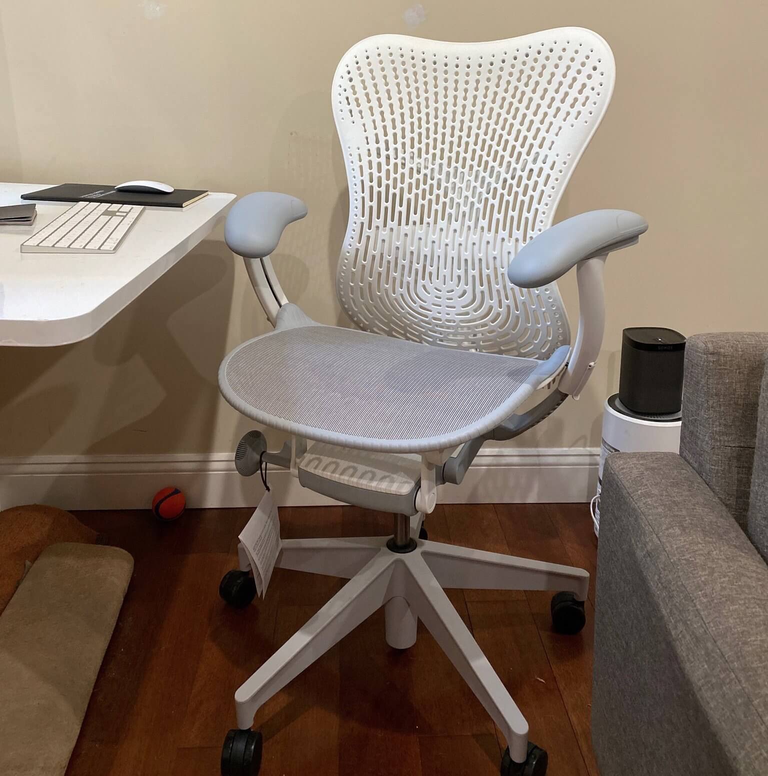 Herman Miller Mirra 2