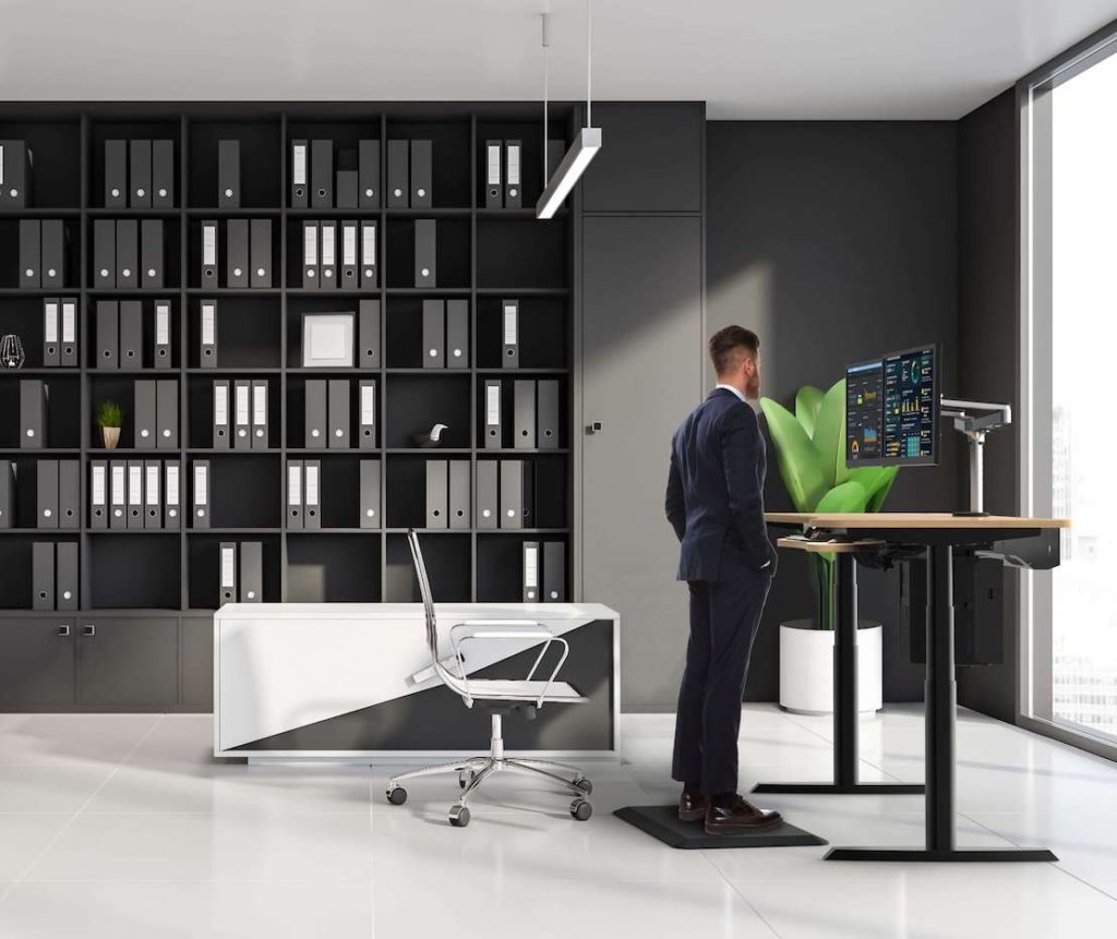 Top 7 Best electric standing desks in 2023 - INOVA Furniture Ltd