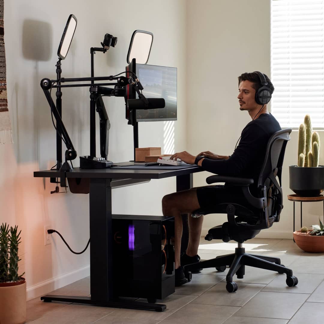 Top 7 Best Ergonomic Office Chairs under 300 bucks - Don't have to worry  about your budget anymore INOVA Furniture Ltd
