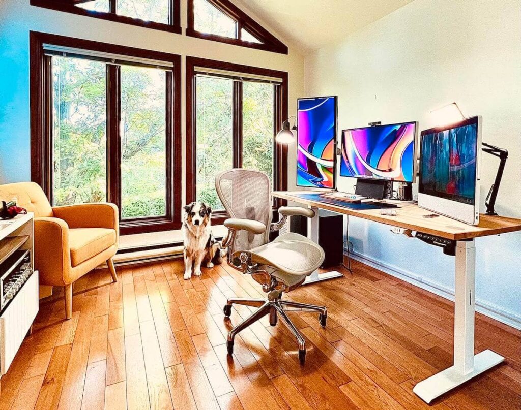 How to find an office chair for a 7' person Tall people will like