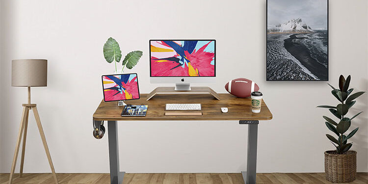 cover Famisky standing desk