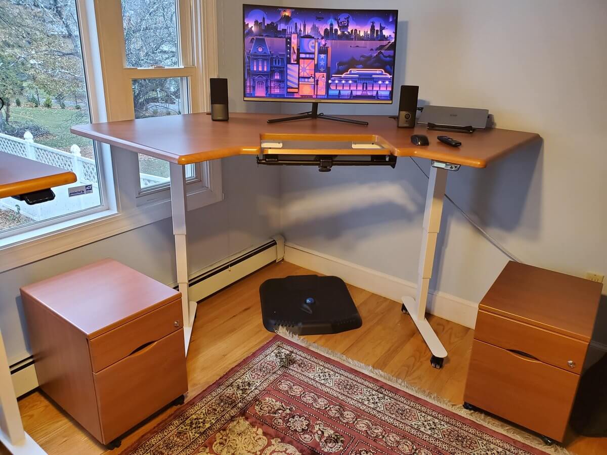 imovr l shaped desk