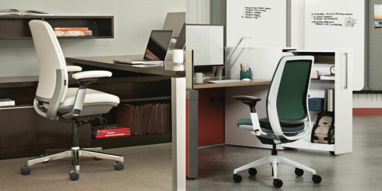 Steelcase Series 2 vs Amia